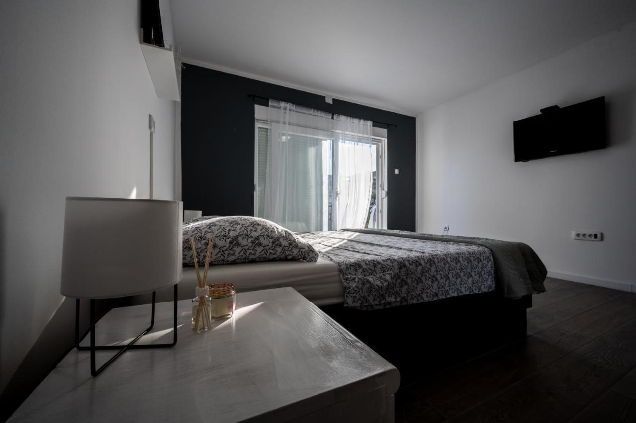 Hedonist Apartment Sibenik Luaran gambar